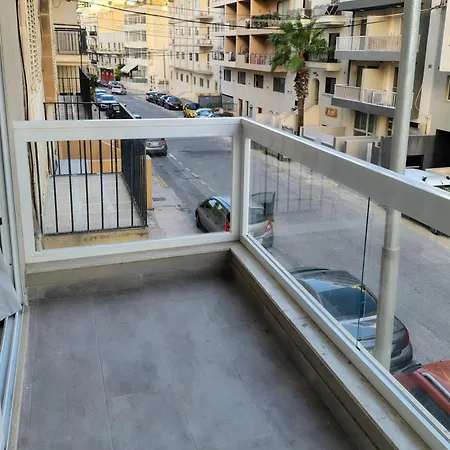 Modern In Msida, Malta شقة Tal-Hriereb