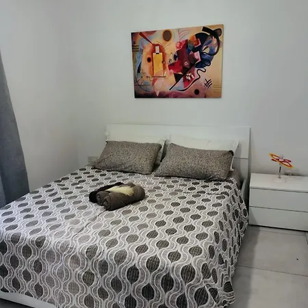 Modern In Msida, Malta Apartment